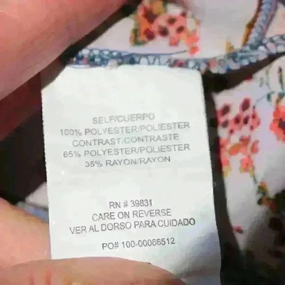 REWIND Patchwork Quilt Handkerchief Short Sleeve Lightweight Top Women XS - Picture 6 of 8